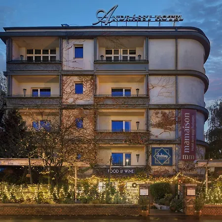 Mamaison Andrassy Hotel Budapeste