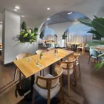 布达佩斯安德赛玛麦森酒店 4*