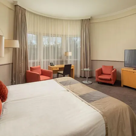 Mamaison Andrassy Hotel 4*