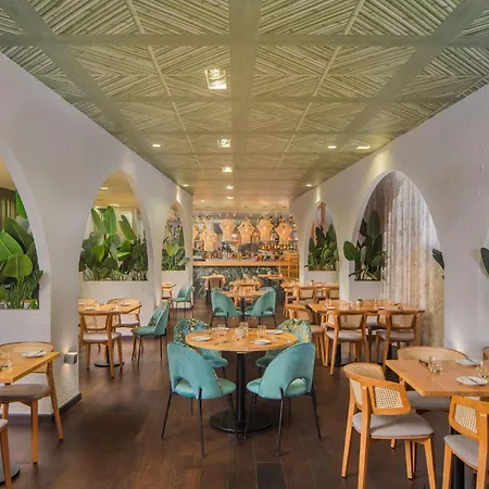 Mamaison Andrassy Hotel