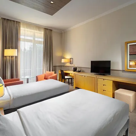 Mamaison Andrassy Отель 4*