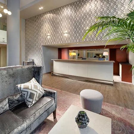 Отель Mamaison Andrassy 4*