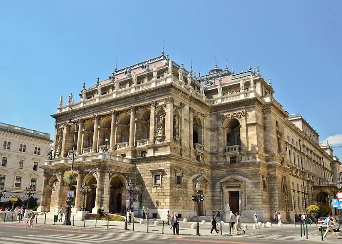 Hotel Mamaison Andrassy 4*