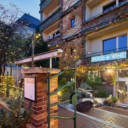 Mamaison Andrassy 4*
