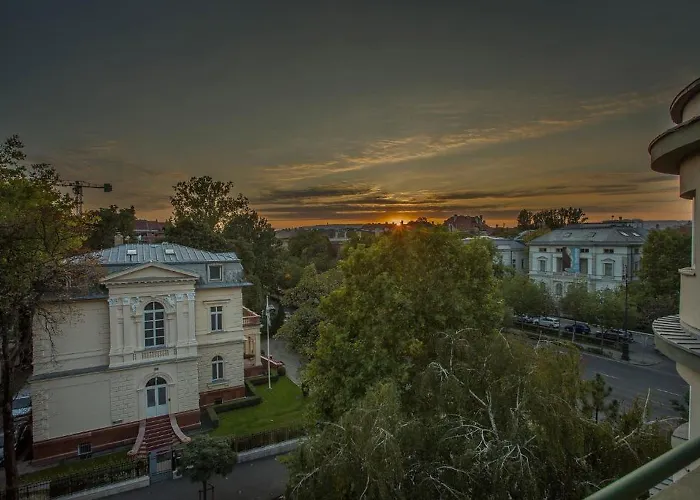 Hotel Mamaison Andrassy 4*