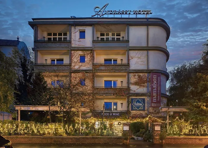 Mamaison Andrassy 4*