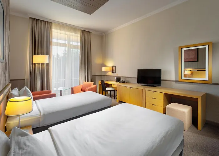 Mamaison Andrassy Ξενοδοχείο 4*